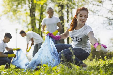 Donation Nation: Empowering Communities and Transforming Lives Through Charitable Giving, Crowdfunding, and Volunteer Efforts